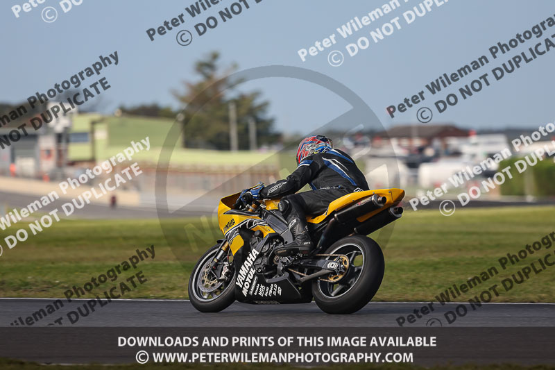enduro digital images;event digital images;eventdigitalimages;no limits trackdays;peter wileman photography;racing digital images;snetterton;snetterton no limits trackday;snetterton photographs;snetterton trackday photographs;trackday digital images;trackday photos